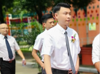 <b>榮耀新華-榮獲榜樣先鋒獎(jiǎng)</b>