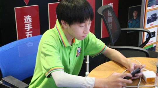 <b>轉(zhuǎn)學逐夢，競技新華</b>