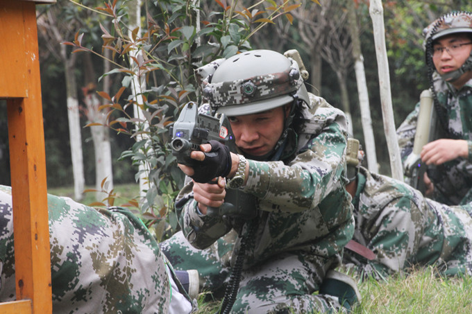 《太陽的后裔》，IT特種兵忍你很久啦！