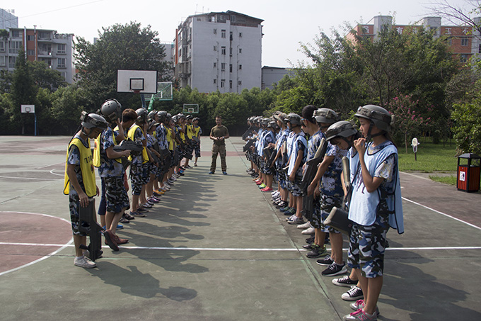 當(dāng)校園真人CS遇到里約奧運(yùn)，帥到根本沒(méi)朋友