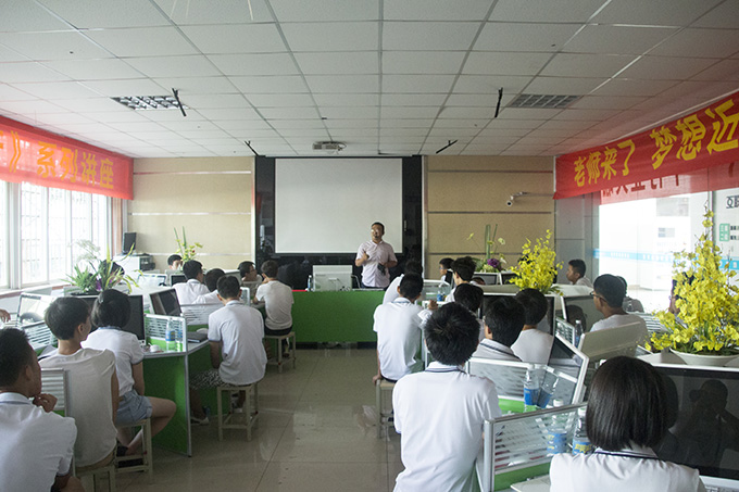 老師來了，大牛導師分享“互聯(lián)網(wǎng)+”模式的落地