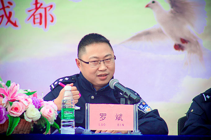 弘揚法制精神 共建和諧校園