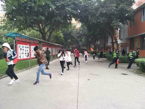 開展消防演練，增強消防安全意識