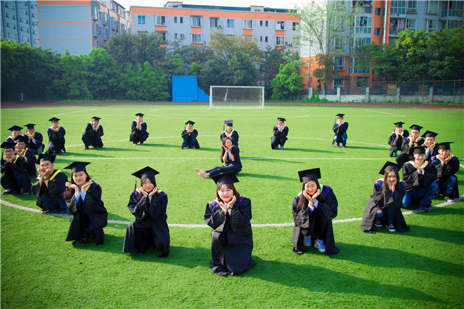 畢業(yè)了：感恩母校，放飛夢(mèng)想！