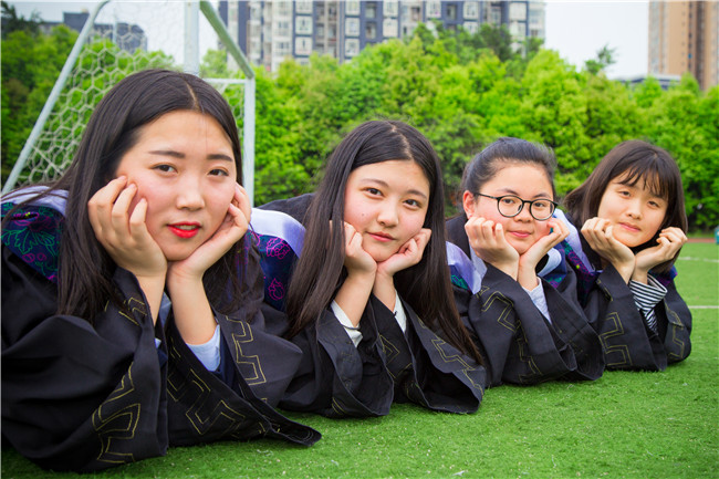 畢業(yè)了：感恩母校，放飛夢(mèng)想！