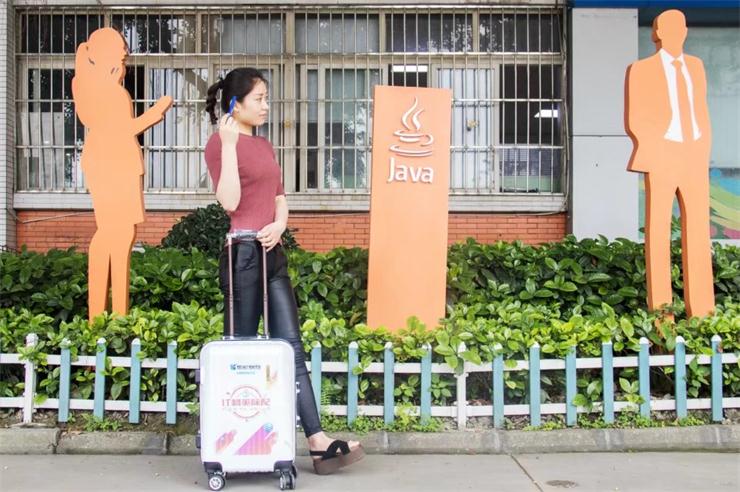 這一次，不管你在哪，我們陪你過端午。