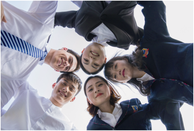 暑期強(qiáng)檔《夏至未至》，新華互聯(lián)網(wǎng)科技陪你放肆追劇