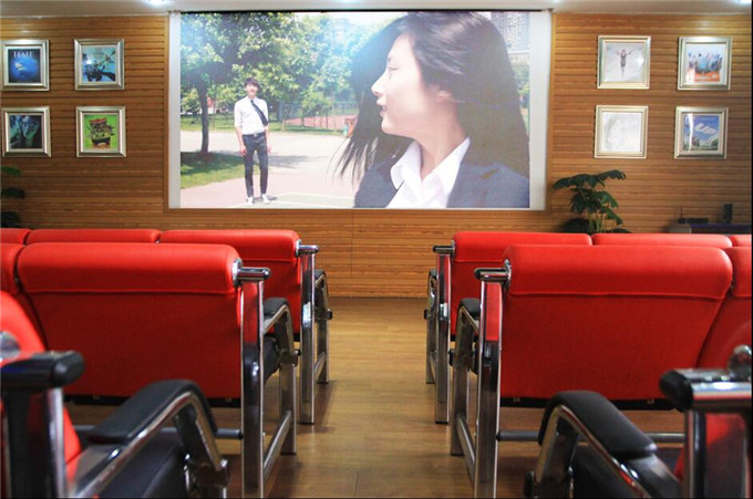 競技時代CEO李金龍老師已抵蓉，下午開講！