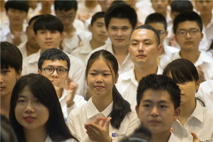 看VR如何造世界！造未來！