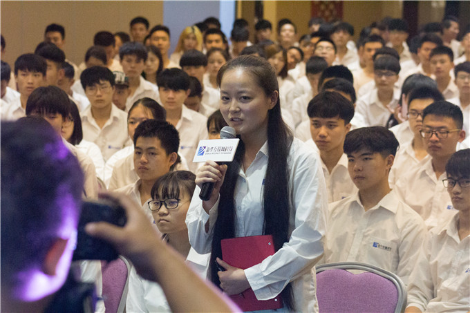 看VR如何造世界！造未來！