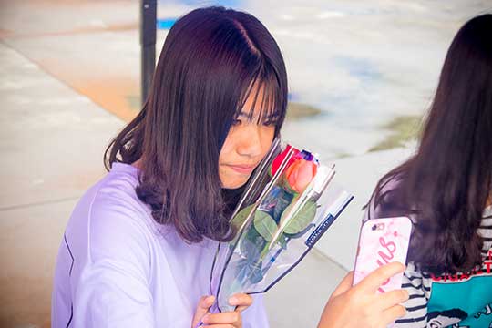 四川新華：在七夕節(jié)里，我們甜蜜蜜的開學(xué)啦