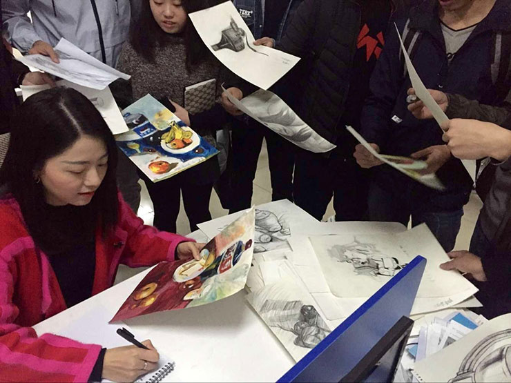 天氣涼，四川新華技能大賽火熱舉辦，學(xué)子露鋒芒