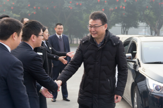 熱烈歡迎新華教育集團(tuán)領(lǐng)導(dǎo)蒞臨我院參觀指導(dǎo)工作