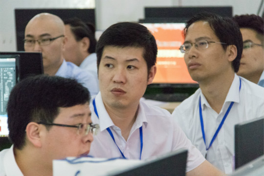 新華互聯(lián)網(wǎng)科技2018暑期VR師資培訓之：讓VR在課堂上誕生