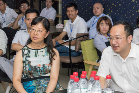 新華互聯(lián)網(wǎng)科技VR師資培訓(xùn)日志：名企參觀體驗