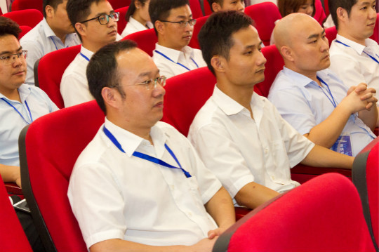 2018新華互聯(lián)網(wǎng)科技VR師資培訓(xùn)結(jié)業(yè)典禮在四川新華圓滿(mǎn)舉辦