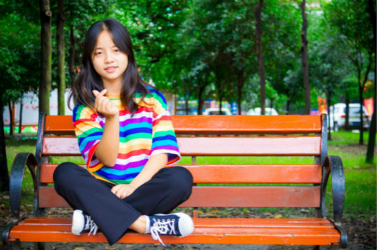 【新生故事】以愛(ài)之名，唱響青春之歌