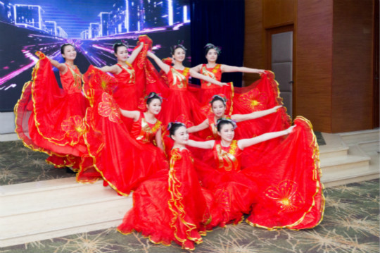 【情系教育 愛在新華 從心出發(fā)】四川新華隆重慶祝第34個教師節(jié)