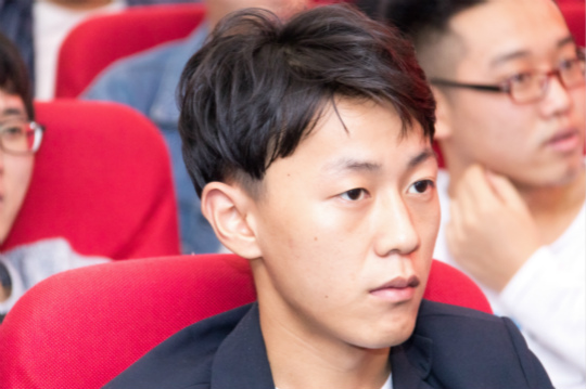 《老師來(lái)了》看機(jī)器人智能時(shí)代如何開(kāi)展新型的教育模式