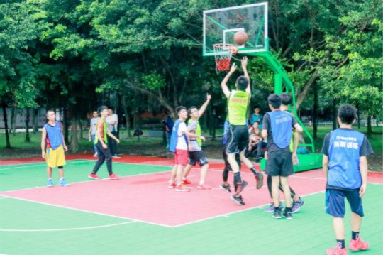 完美收官！四川新華籃球賽火力全開(kāi) 決賽現(xiàn)場(chǎng)上演強(qiáng)強(qiáng)對(duì)決！