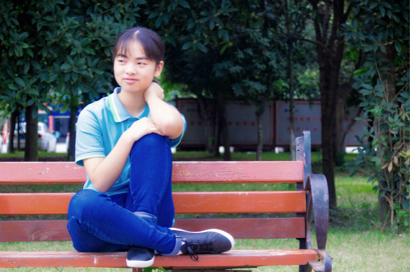 朝前看，看自己，也是風(fēng)景