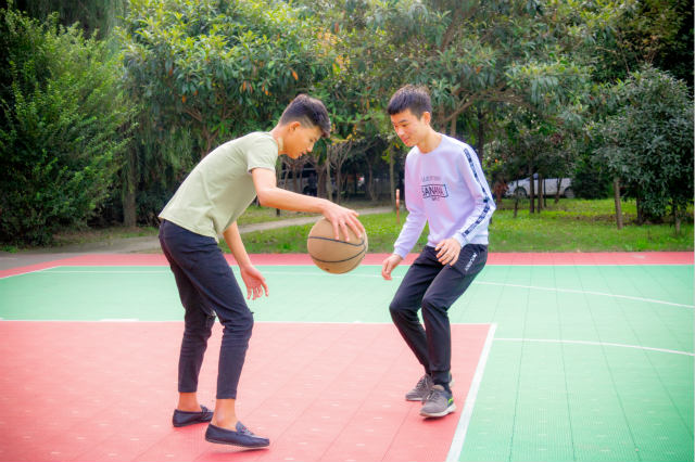 【新生故事】心中有夢，腳下有路，唯有行動方能抵達(dá)