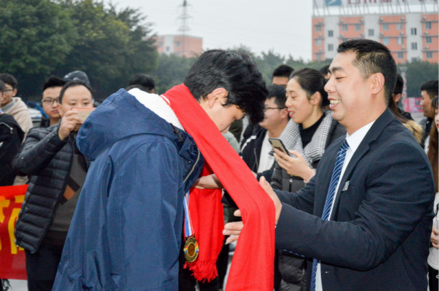 “新華·瀾庭集杯”互聯(lián)網(wǎng)職業(yè)技能大賽，四川新華斬獲多項殊榮載譽歸來！