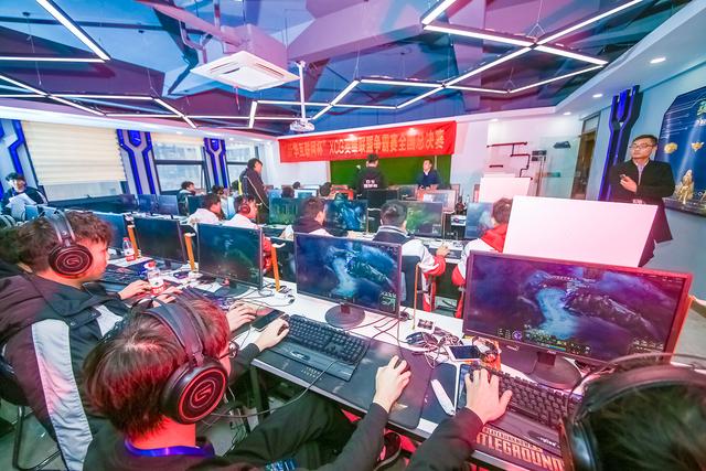 “新華互聯(lián)網(wǎng)杯”XCG英雄聯(lián)盟爭(zhēng)霸賽全國(guó)總決賽全面出擊！