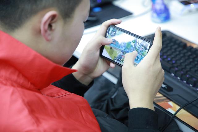 理實結(jié)合，新華學子展現(xiàn)專業(yè)電競風采！