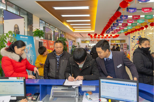 四川新華春季招生火熱進行中！搶占好專業(yè)拼人品的時候到啦！