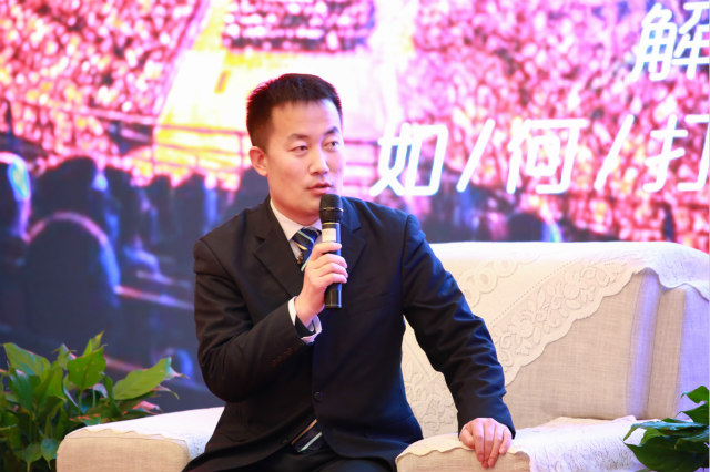 畢業(yè)即就業(yè)！AI時(shí)代的互聯(lián)網(wǎng)職業(yè)教育