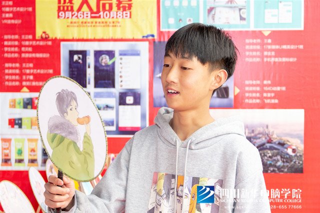 看臉時(shí)代的零零后，如何擺脫枷鎖、負(fù)重前行