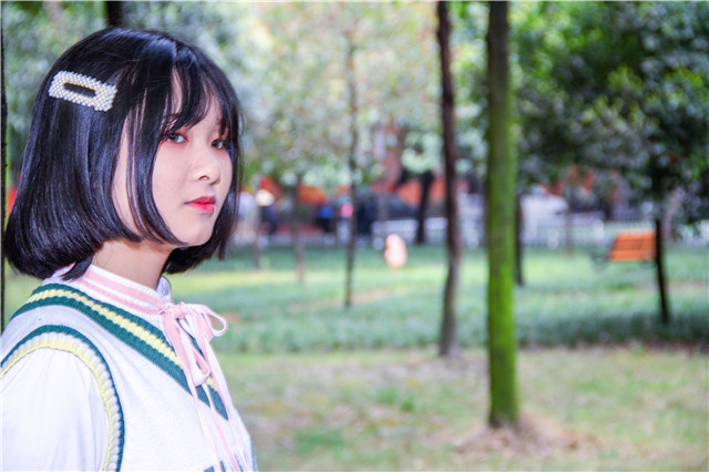 #三月女人天，陽(yáng)光少女節(jié)#為你歡喜的她投上一票