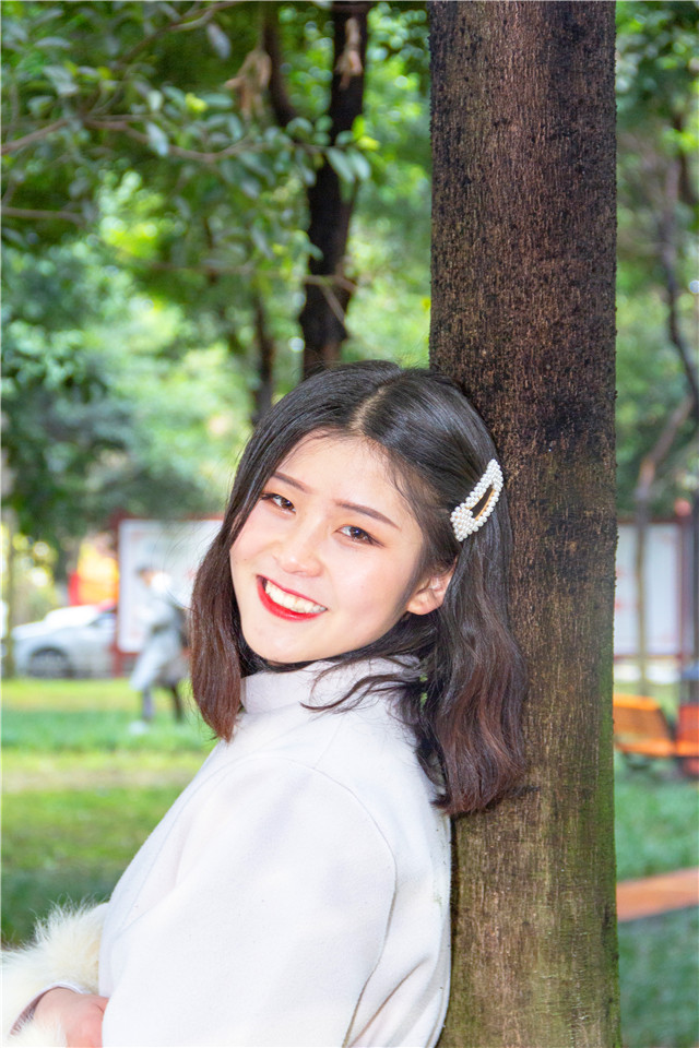 #三月女人天，陽(yáng)光少女節(jié)#為你歡喜的她投上一票