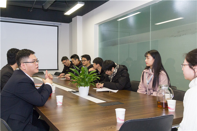 未受“裁員”潮影響，這個(gè)行業(yè)的就業(yè)前景一片大好