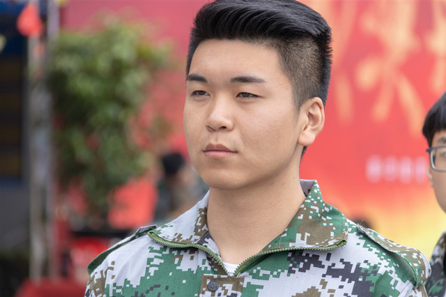 追夢新華人|因為夢想·光芒萬丈！