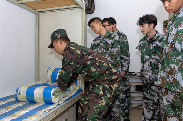 我想高薪就業(yè)，零基礎(chǔ)的初中生現(xiàn)在學(xué)還晚不晚？