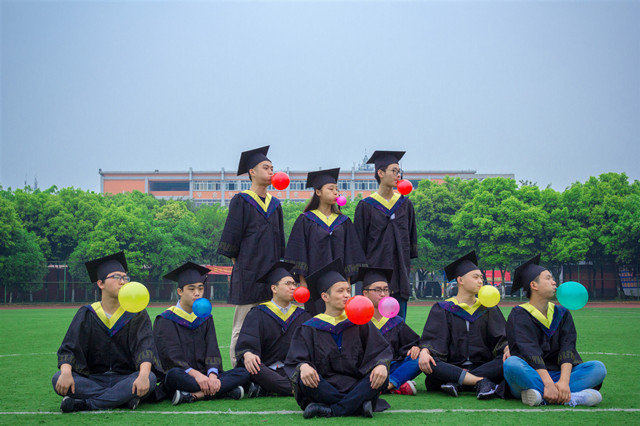 新華畢業(yè)季，明媚不憂傷