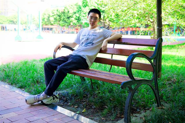 輟學(xué)路上，重拾希望與未來不期而遇