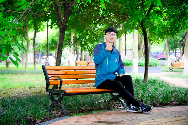 涅槃重生，工作兩年后，選擇新華重新出發(fā)