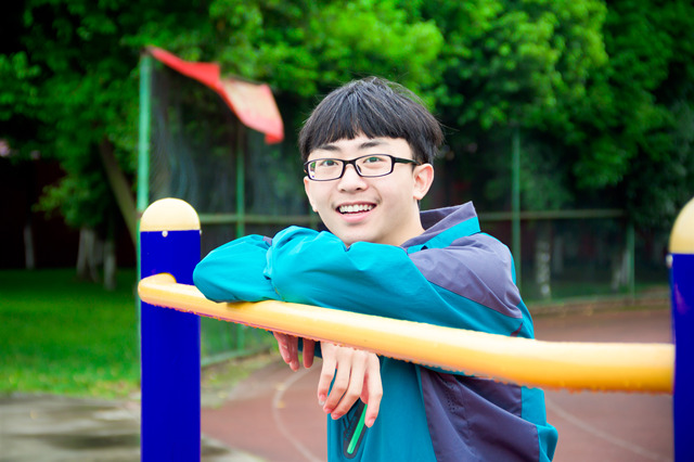 涅槃重生，工作兩年后，選擇新華重新出發(fā)