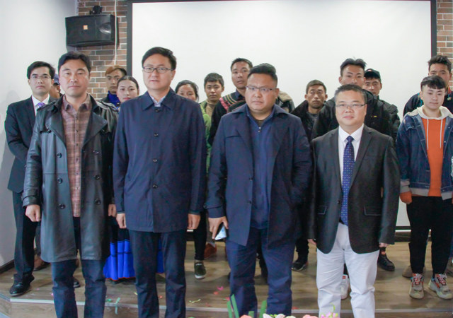 【永恒的初心】新華公益進行時，互聯(lián)網(wǎng)助力農(nóng)村特色產(chǎn)業(yè)行萬里！