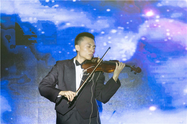 多圖預(yù)警，四川新華“慶國慶·迎新生”大型文藝晚會精彩回顧！