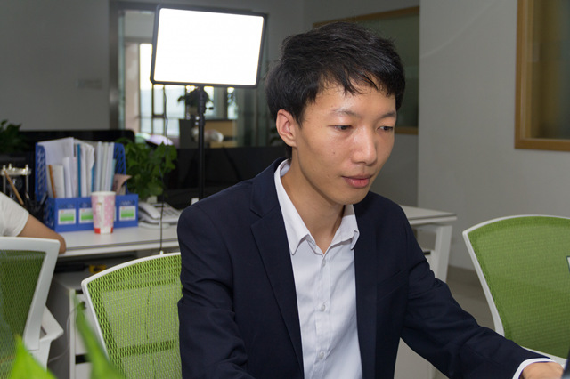 大學畢業(yè)后來新華學軟件開發(fā)