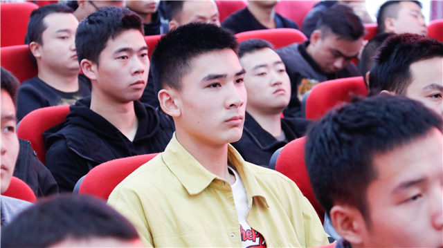 四川新華舉辦2019年退役軍人培訓(xùn)開班典禮