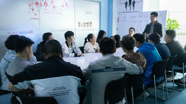 暖心就業(yè)回訪，心系學(xué)子成長