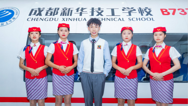 航空服務(wù)與高級(jí)行政專業(yè)未來(lái)發(fā)展前景怎么樣？