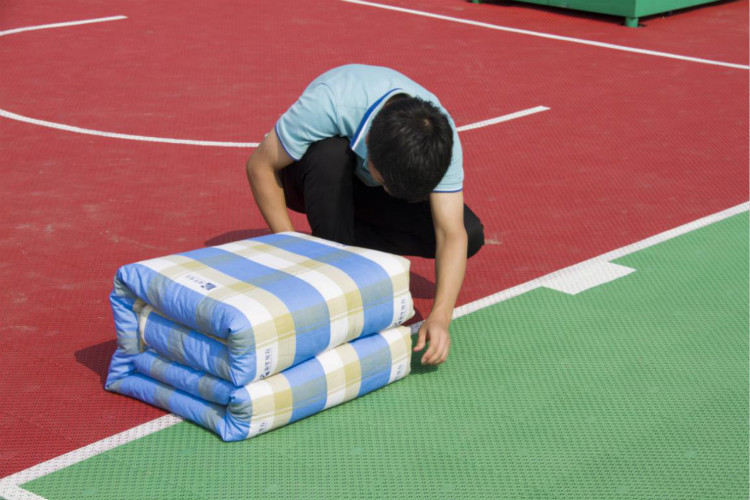 新華“三教三訓”之軍訓|揮灑汗水書寫迷彩青春！