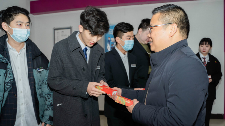 四川新華春季招生火熱進(jìn)行中！名額有限，欲報(bào)從速