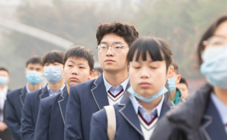 新華學(xué)子好樣的—國(guó)旗下的演講